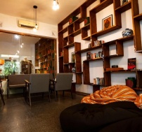 viet-asia-tour-mad-monkey-hostel-phnom-penh (15)