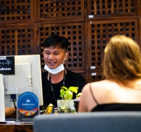 viet-asia-tour-mad-monkey-hostel-phnom-penh (23)