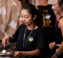 viet-asia-tour-mad-monkey-hostel-phnom-penh (37)
