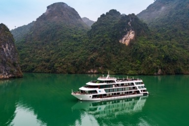 Lan Ha bay - Dark and Bright Cave - Tuan Chau Marina – Hanoi (B, Br)