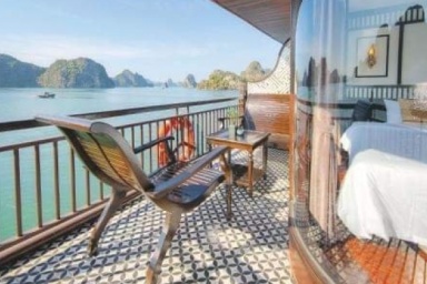 Lan Ha bay – Ao Ech Area - Hai Phong - Halong Bay – Hanoi (B, Br)