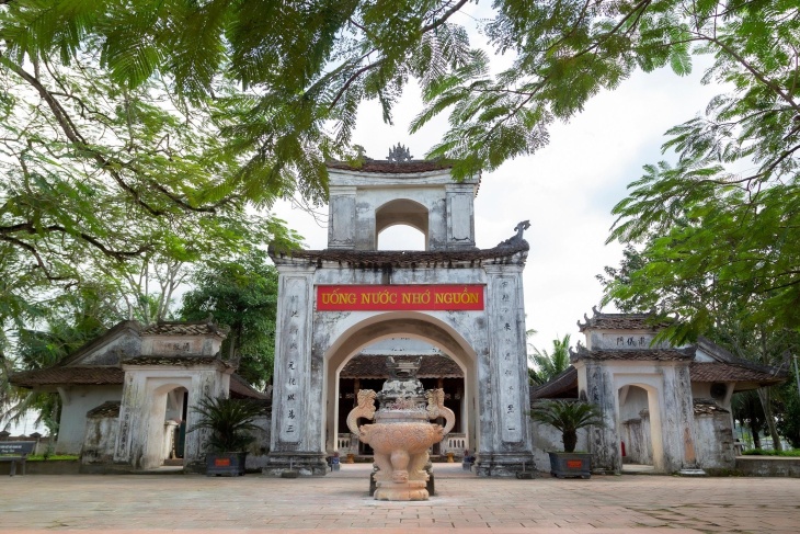 Bach Ma - The Best Temple In Hanoi Old Quarter, Vietnam