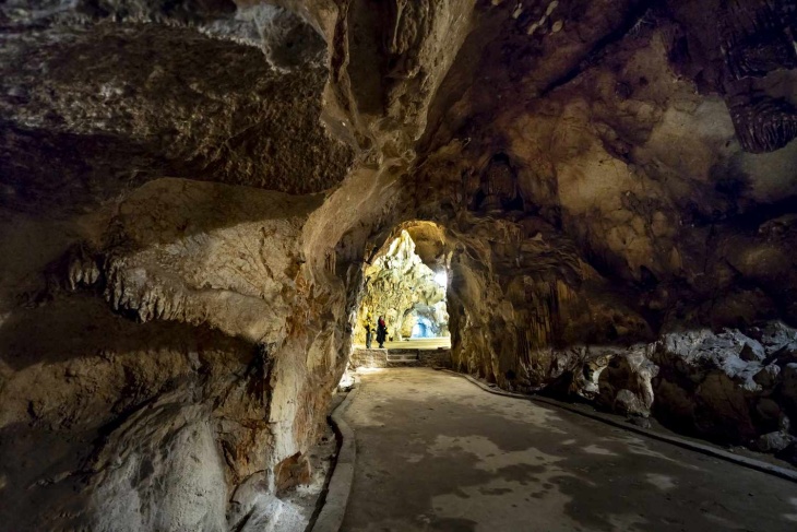 Explore Mo Luong Cave, Mai Chau: All Travel Guide For Your Visit To Mo Luong, Vietnam