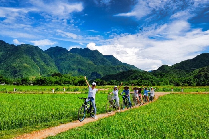 Top Best Ways To Travel From Hanoi To Mai Chau, Viet Nam