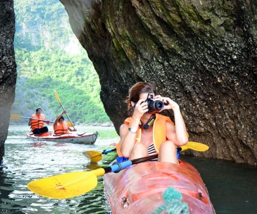 Top 18 Must-Do Luxury Cruises In Halong Bay, Vietnam