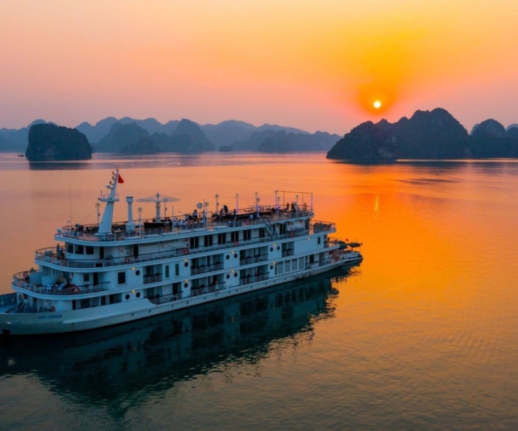 Top Best 3 Junks Cruise From Cat Ba Island (Ben Beo Cruise Port)