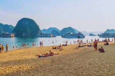 Hanoi - Halong Bay - Trinh Nu cave - Titop Island (L, D)