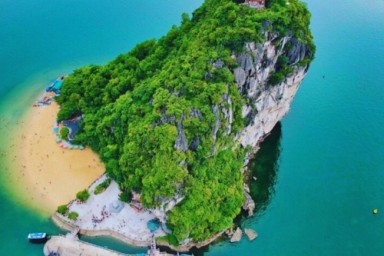 Hanoi - Halong Bay - Trinh Nu cave - Titop Island (L, D)