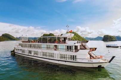Lily Cruise Halong Bay