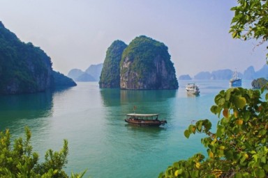 Bai Tu Long bay - Thien Canh Son cave - Hon Co island – Hanoi (B, L, D)