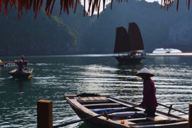 Lan Ha bay - Dark and Bright Cave - Hai Phong – Hanoi (B, Br)