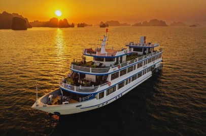 Swan Cruise Bai Tu Long Bay