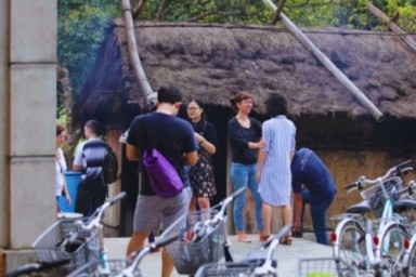 Lan Ha bay – Viet Hai Village – Cat Ba National Park – Hanoi (B, Br)