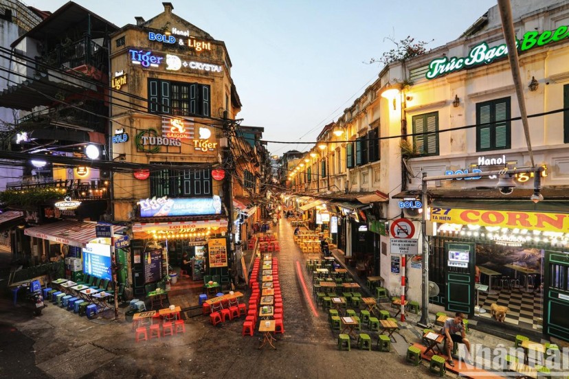 Explore The Allure Of Hanoi's Old Quarter: Endless Activities Await Explore The Allure Of Hanoi's Old Quarter: Endless Activities Await