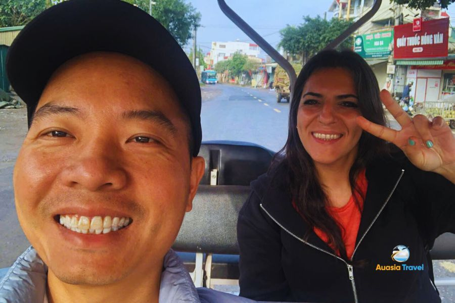 Electric car in Quang Phu Cau incense village, Hanoi, Vietnam - Auasia Travel’s Testimonials