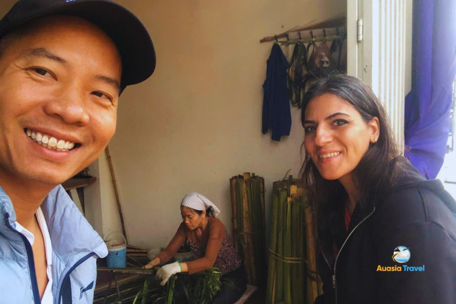 Local people working in Quang Phu Cau incense village, Hanoi, Vietnam - Auasia Travel’s Testimonials