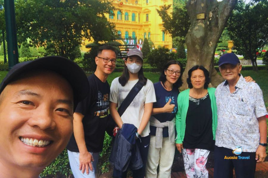 Ho Chi Minh presidential palace in Hanoi, Vietnam - Auasia Travel’s Testimonials