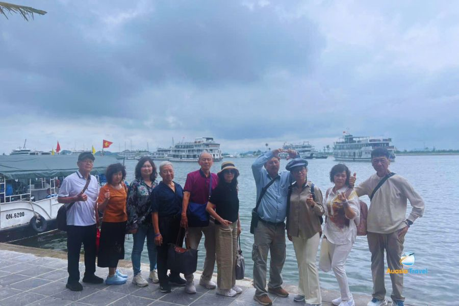 Halong bay’s viewpoint in Vietnam – Auasia Travel’s testimonials