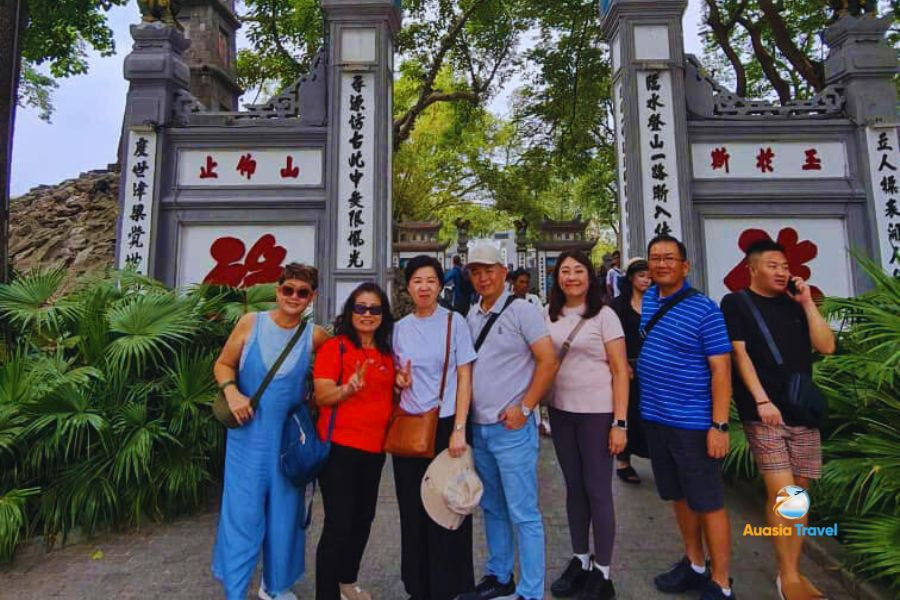 Ngoc Son temple's main gate in Hanoi, Vietnam - Auasia Travel’s Testimonials