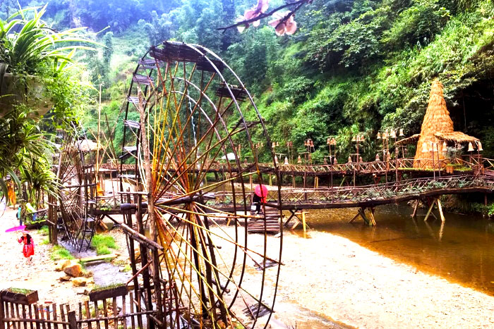 Enjoy the Best Things to do at the Giant Water Wheel