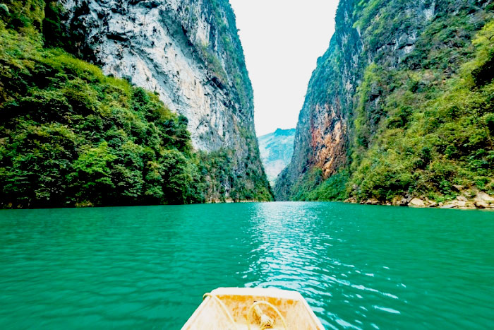 Exploring Nho Que River Ha Giang, Vietnam With Scenic River Boat Cruises