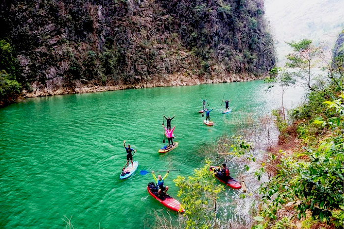 Exploring Nho Que River Ha Giang, Vietnam With Scenic River Boat Cruises