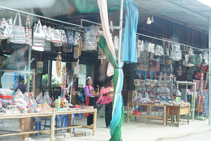 What-to-do-in-mai-chau-top-06-activities-not-to-be-missed-in-mai-chau-viet-nam_AuasiaTravel