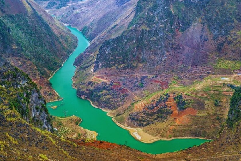Ha Giang Loop 5 Days Private Tour from Hanoi | Nho Que & Du Gia