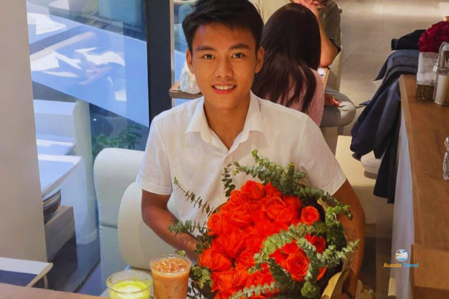 Thomas “Hung” AuasiaTravel team – experienced, dedicated, and trusted travel expert.