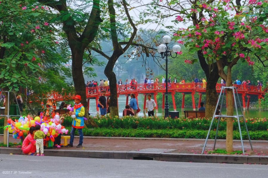 Ngoc Son Temple in Hanoi, a cultural highlight of the 8 Days Vietnam itinerary from Hanoi to Ho Chi Minh.