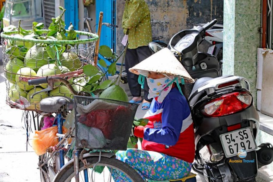 Local daily life in Ho Chi Minh city, Vietnam 