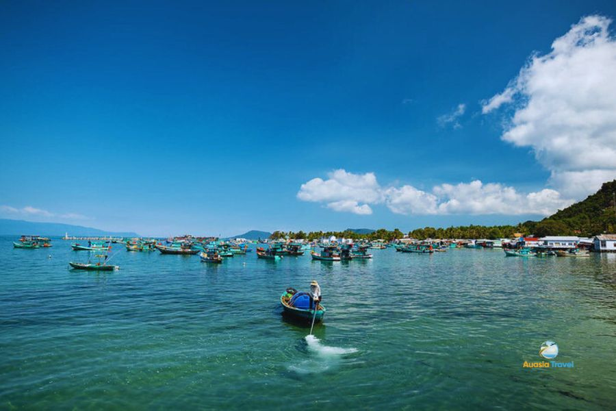 Fishermen daily life in Phu Quoc Island, Vietnam