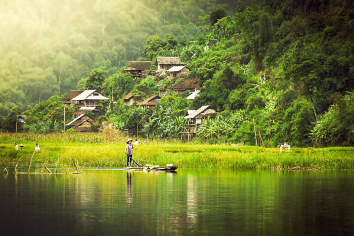 take-a-journey-to-visit-ba-be-national-park