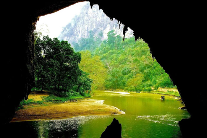 take-a-journey-to-visit-ba-be-national-park