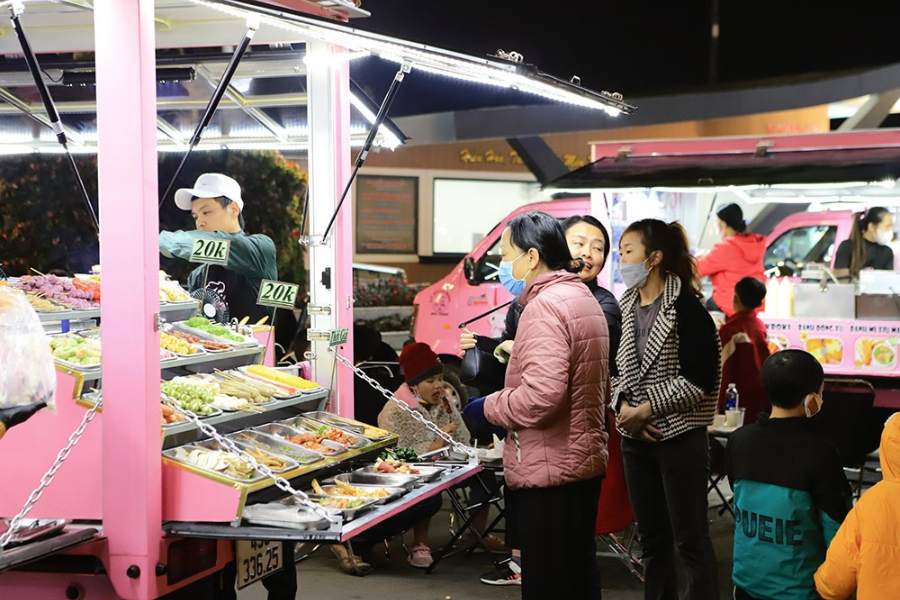 Da-lat-street-food-an-essential-part-of-your-trip